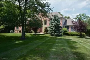 10 Aspen Ct, Montgomery Township, NJ 08502 - Photo 1