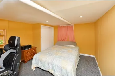 18 Minerva Ave, Hawthorne, NJ 07506 - Photo 16