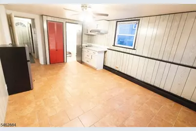 74 Raritan Rd, Linden, NJ 07036 - Photo 18