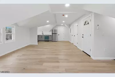 82 Grove St Unit #3, Montclair, NJ 07042 - Photo 2