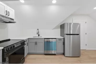 82 Grove St Unit #3, Montclair, NJ 07042 - Photo 6