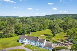 401 Bloomsbury Rd, Franklin Township, NJ 08804 - Photo 30