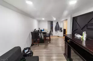 128 Redwood Ave, Paterson, NJ 07522 - Photo 24