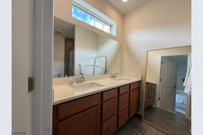 12 Braeburn Ct, Livingston, NJ 07039 - Photo 14