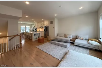 12 Braeburn Ct, Livingston, NJ 07039 - Photo 6