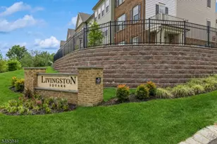 12 Braeburn Ct, Livingston Twp., NJ 07039 - Photo 2