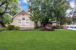 133 E 7th St, Plainfield, NJ 07060 - Photo 2