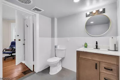 133 E 7th St, Plainfield, NJ 07060 - Photo 22