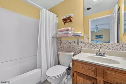 34 Cambridge, Oxford Township, NJ 07863 - Photo 18