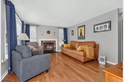 34 Cambridge, Oxford Township, NJ 07863 - Photo 4