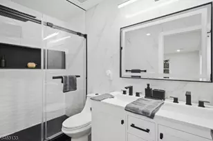 257 S 7th St, Newark, NJ 07103 - Photo 44