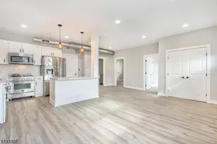 31 Berkshire Valley Rd, Roxbury Township, NJ 07847 - Photo 6