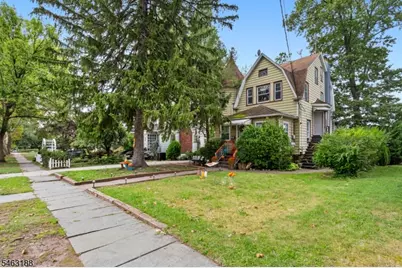 298 Carmita Ave, Rutherford, NJ 07070 - Photo 2