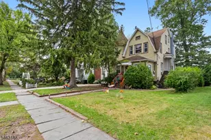 298 Carmita Ave, Rutherford, NJ 07070 - Photo 2