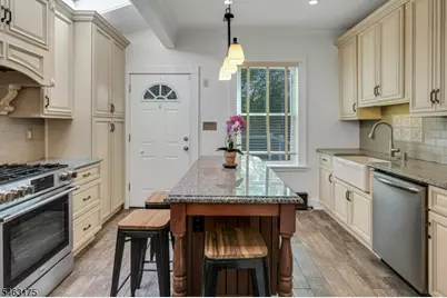 52 . 5 Madison St, Morristown, NJ 07960 - Photo 14