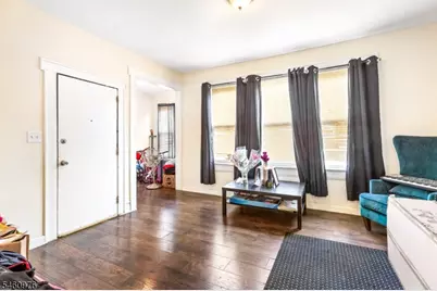 270 Goldsmith Ave, Newark, NJ 07112 - Photo 14