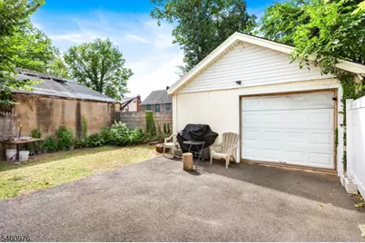 270 Goldsmith Ave, Newark, NJ 07112 - Photo 24
