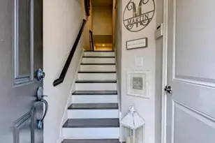 4 Woodland Wy, Mount Arlington, NJ 07856 - Photo 2