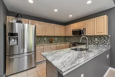 130 Butternut Dr #130, Wayne, NJ 07470 - Photo 10