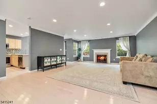 130 Butternut Dr, Wayne, NJ 07470 - Photo 8