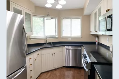 92 Ashley Court, Bedminster Township, NJ 07921 - Photo 10