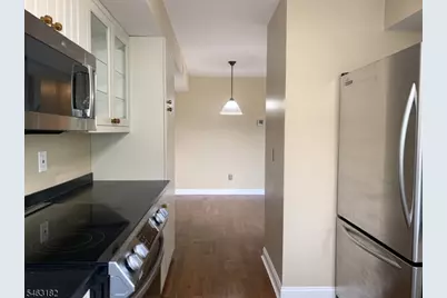 92 Ashley Court, Bedminster Township, NJ 07921 - Photo 12
