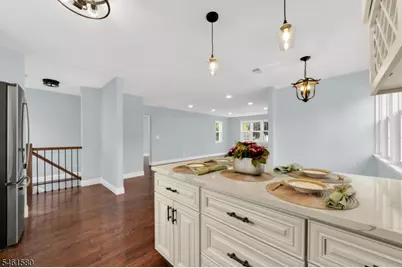 362 E Clay Ave, Roselle Park, NJ 07204 - Photo 8