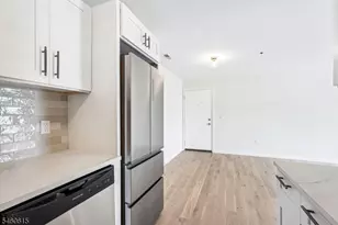 300 Schuyler Ave, Kearny, NJ 07032 - Photo 4