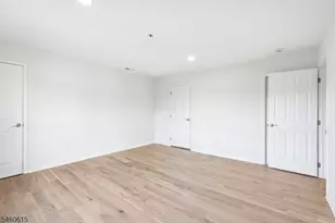 300 Schuyler Ave, Kearny, NJ 07032 - Photo 20