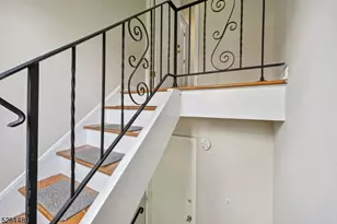545 Trinity Pl, Westfield, NJ 07090 - Photo 34