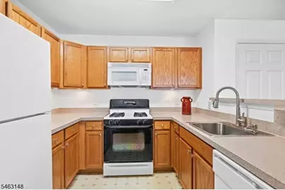 358 Rector #510, Perth Amboy, NJ 08861 - Photo 16