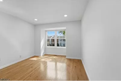 543 Manchester Ct, Piscataway Township, NJ 08854 - Photo 28