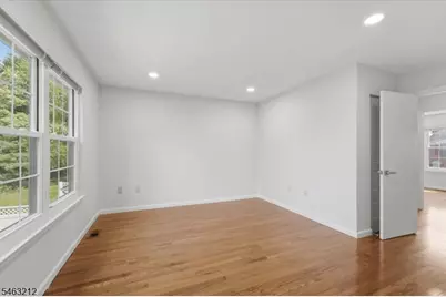 543 Manchester Ct, Piscataway Township, NJ 08854 - Photo 20