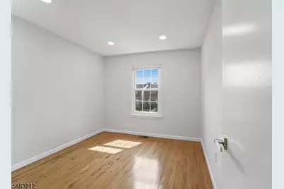 543 Manchester Ct, Piscataway Township, NJ 08854 - Photo 32