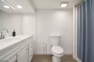 89 Burgess Pl, Passaic, NJ 07055 - Photo 22