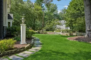 134 Norwood Ave, Montclair, NJ 07043 - Photo 30
