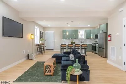 662 18th Ave, Irvington, NJ 07111 - Photo 6