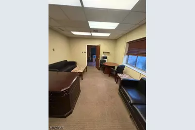 860 Lower Ferry Rd, Ewing Township, NJ 08628 - Photo 6