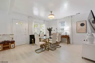 18 W Grochowiak St, South River, NJ 08882 - Photo 10