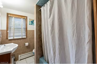 18 W Grochowiak St, South River, NJ 08882 - Photo 18