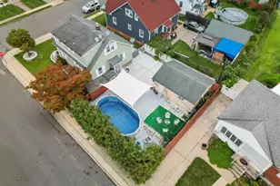 18 W Grochowiak St, South River, NJ 08882 - Photo 36