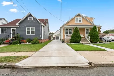 18 W Grochowiak St, South River, NJ 08882 - Photo 4
