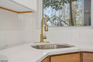 114 Peabody Pl, Newark, NJ 07104 - Photo 18