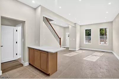 114 Peabody Pl, Newark, NJ 07104 - Photo 8