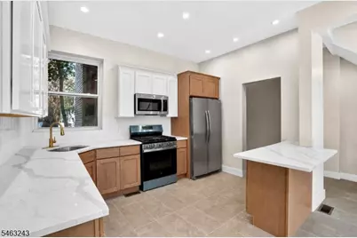 114 Peabody Pl, Newark, NJ 07104 - Photo 10