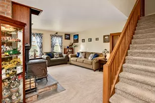 46 Central Ave, Butler, NJ 07405 - Photo 2