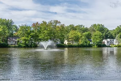 33 Lakeside Ave, Bloomingdale, NJ 07403 - Photo 46