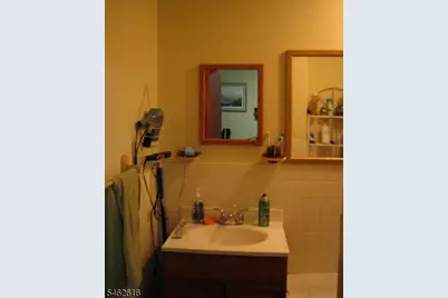 139 70th St #1, Guttenberg, NJ 07093 - Photo 4