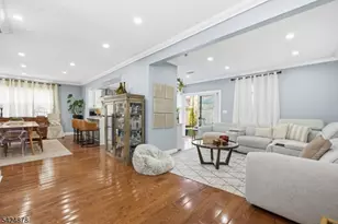 301 Roosevelt Ave, Hasbrouck Heights, NJ 07604 - Photo 2
