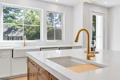 2042 W Broad St, Scotch Plains Township, NJ 07076 - Photo 18
